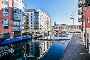 Photo 8- click for photo gallery